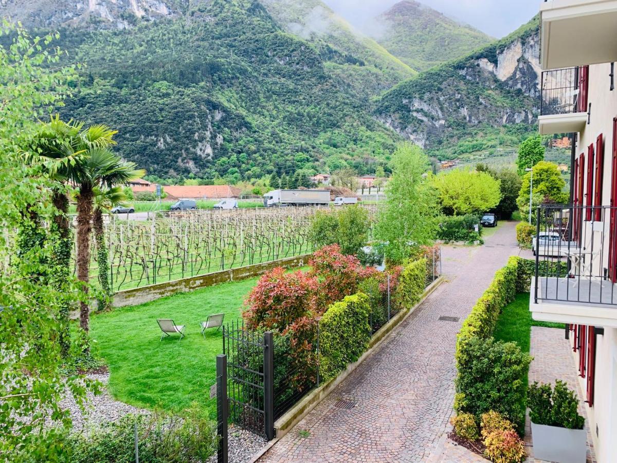 Albola Suite Holiday Apartments Riva del Garda Kültér fotó