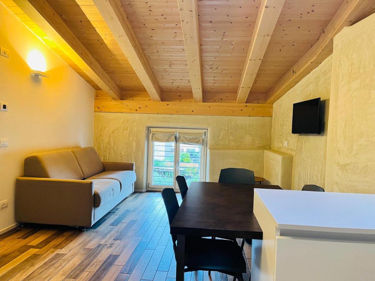 Albola Suite Holiday Apartments Riva del Garda Kültér fotó
