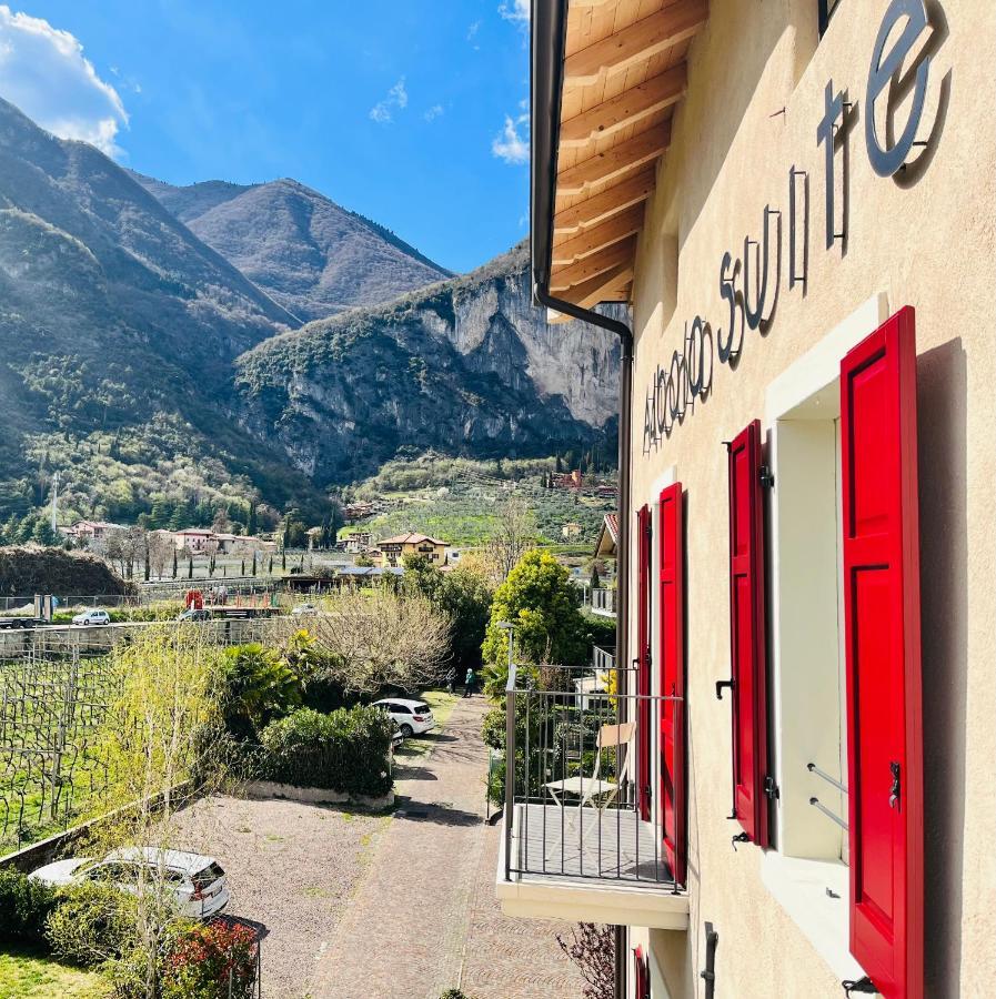 Albola Suite Holiday Apartments Riva del Garda Kültér fotó