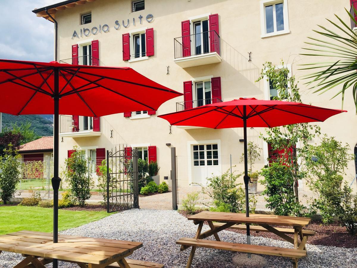 Albola Suite Holiday Apartments Riva del Garda Kültér fotó