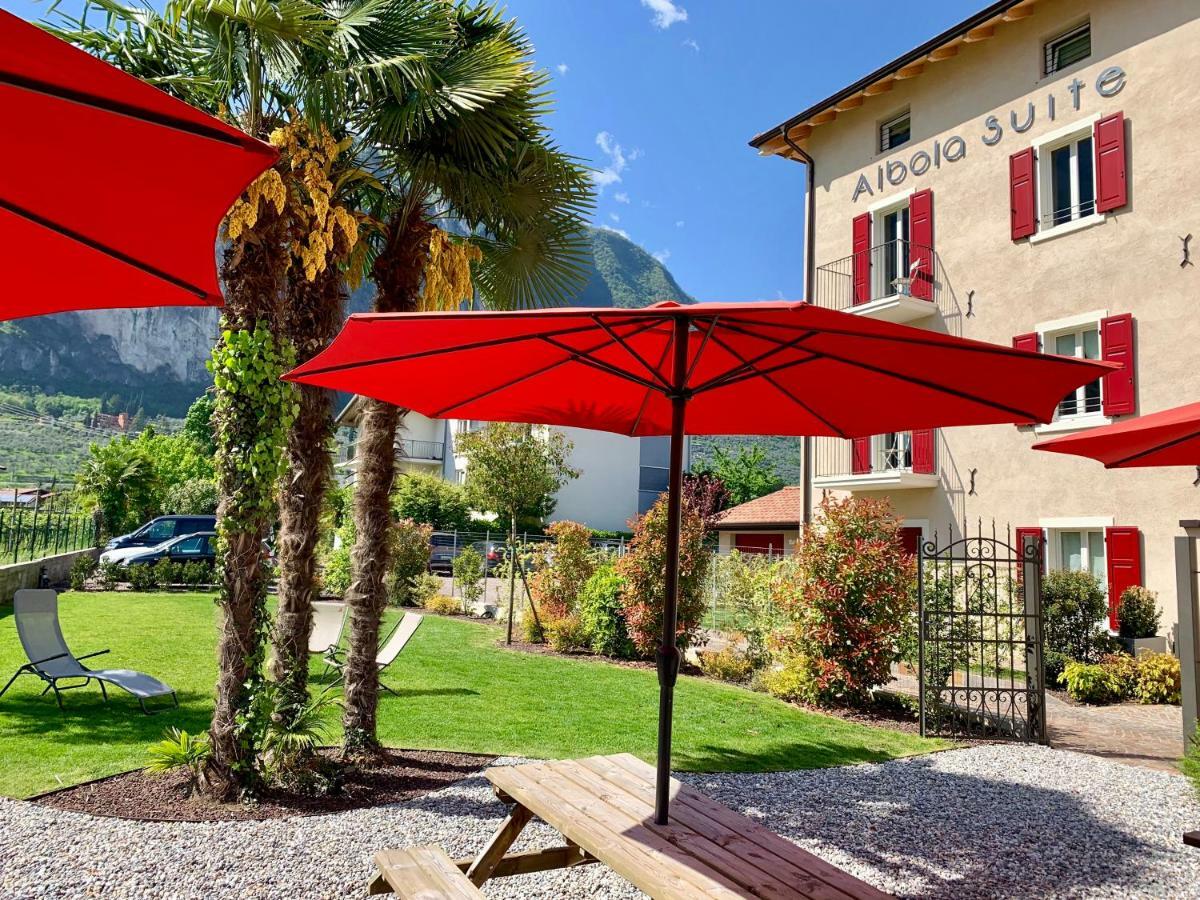 Albola Suite Holiday Apartments Riva del Garda Kültér fotó