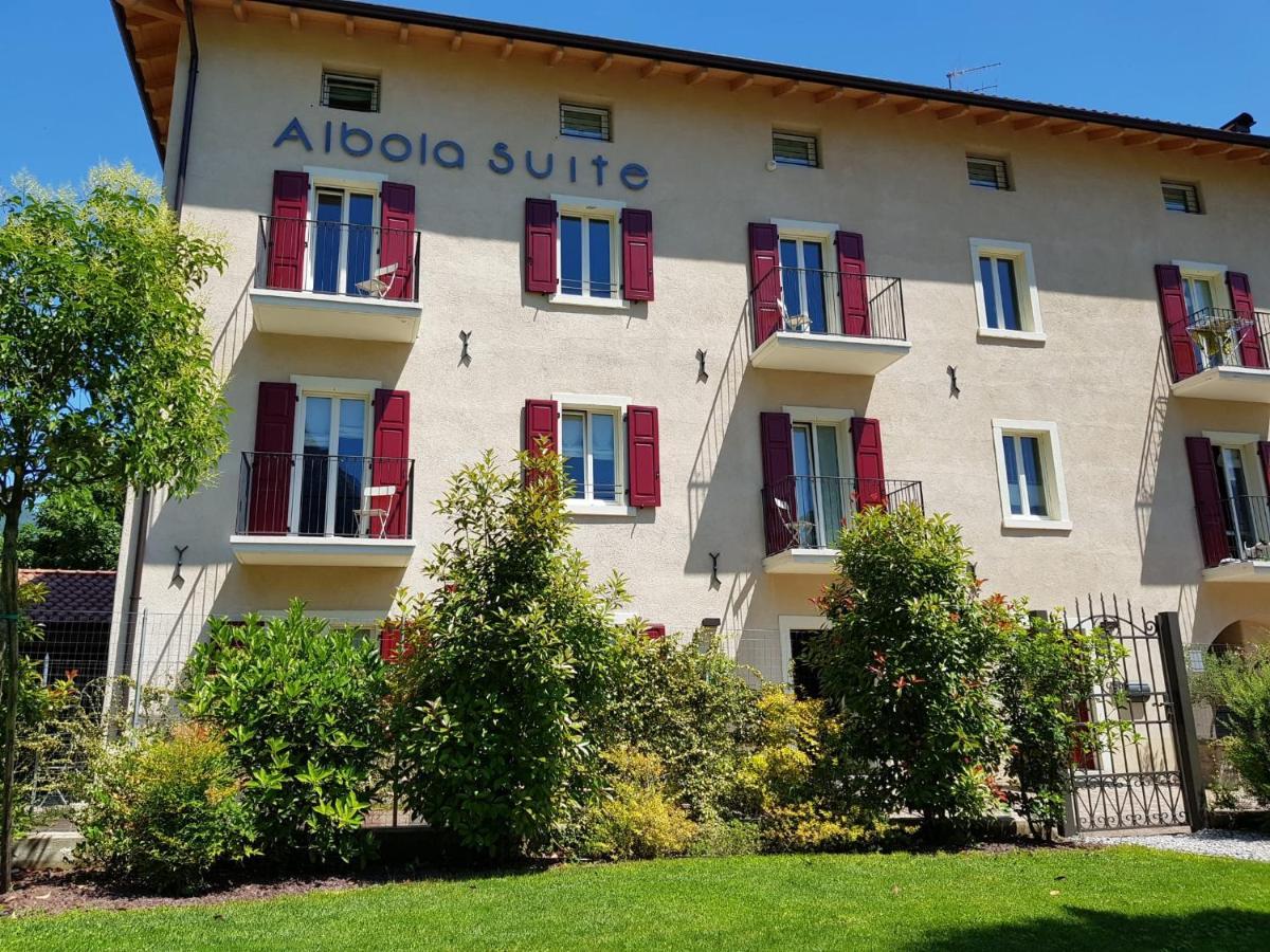 Albola Suite Holiday Apartments Riva del Garda Kültér fotó